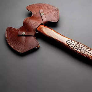 Hache à double tête en acier Damas forgé à la main SCL Industrial Viking Survival, fourreau en cuir, manche en bois de frêne, poids 1,5 kg, sur mesure - Product Image 2