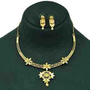 Parure de bijoux fantaisie en laiton plaqué or 14K, 18K, 24K, design traditionnel, colliers courts, vente en gros, Oro Joyeria - Product Image 1