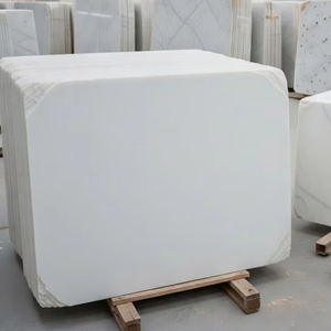 Bloque de Mármol Blanco Natural de Vietnam, Código SON W10, Duradero, Impermeable, Ecológico, Diseño Moderno para Exteriores de Apartamentos y Hoteles - Product Image 1