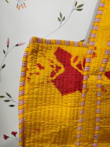 Sac fourre-tout matelassé en soie jaune, style bohème, grand sac de shopping à ouverture supérieure, couleur unie, sac Jhola fait main, toutes saisons - Product Image 5