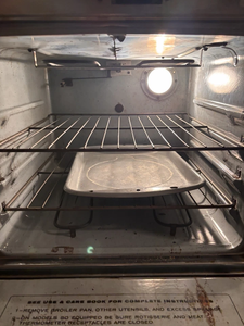 Lámpara de pared vintage amarilla GE - Product Image 3