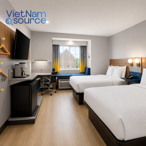 เฟอร์นิเจอร์ห้องพักโรงแรมระดับพรีเมียมของไมโครเทล พร้อมเฟอร์นิเจอร์สำนักงานเชิงพาณิชย์เคลือบลามิเนตป้องกันรอยขีดข่วน ผลิตในเวียดนาม - Product Image 2