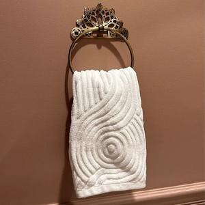 Bird Design Quality <b>Towel</b> Holder for <b>Bathroom</b> Elegant Stylish Luxury High End <b>Towel</b> Holder Rack Brass Aluminum Stylish Organizer - Product Image 6