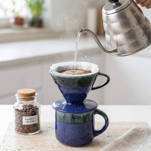 Ensemble de tasses à café en céramique de haute qualité avec filtre, glaçure bleue, résistant à la chaleur, design minimaliste pour usage domestique - Product Image 1