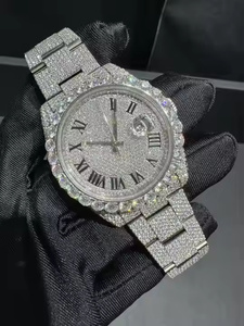 Montre en quartz Moissanite Aurora Frost Premium pour homme, avec cadran épuré et boîtier en acier lisse - Product Image 3