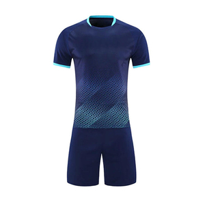 Ensemble uniforme de tennis pour hommes, chemise et short de sport personnalisés, vêtements de performance légers, respirants et anti-transpiration - Product Image 2