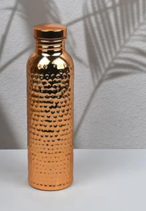 Bouteille d'eau en cuivre avec finition martelée, portable, pour les voyages, design minimaliste - Product Image 1