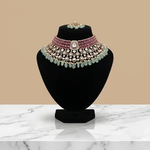 Conjunto de Gargantilla y Pendientes de Lujo con Baño de Oro y Estilo Kundan para Bodas, Colección para Mujer - Product Image 2