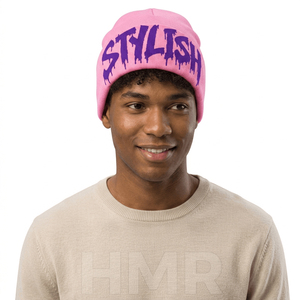 Gorro de Invierno Unisex HMR Sisterhood Brotherhood, Transpirable, Color Rosa, con Diseño de Letras Impresas en Morado - Product Image 3