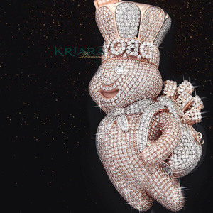 Colgante de Conejo de Plata 925 Bañado en Oro de 14K con Diamante Moissanita de Corte Brillante Redondo, Amuleto de Lujo Temático para Regalo - Product Image 6
