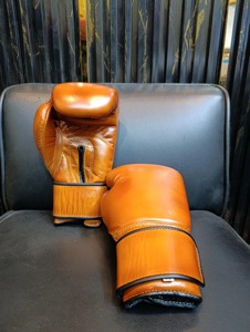 ถุงมือชกมวย Elite Training หนังแท้ ทำมือ สำหรับการฝึกซ้อมระดับมืออาชีพ  บุเสริมอย่างดี อุปกรณ์ชกมวยสำหรับยิม - Product Image 5