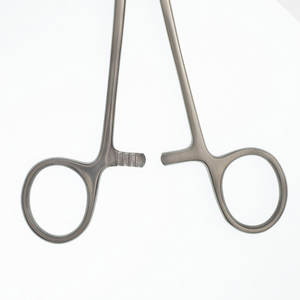 คีมจับฟองน้ำแบบมีฟันเลื่อย ยี่ห้อ Foerster ขนาด 9.5 นิ้ว สำหรับสัตวแพทย์ - Product Image 3