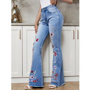 Jeans décontractés chic pour femmes, fabriqués en usine, avec motifs imprimés et brodés, coupe ample et droite, style streetwear - Product Image 3