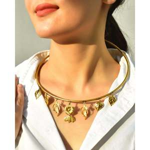 Collar con Colgante Fino Aura de Meera Jaipur en Plata - Product Image 1