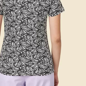 เสื้อยืดผู้หญิงแบบซับลิเมชั่น ผ้าฝ้าย 100% ย้อมสีพื้น ทรงปกติ พิมพ์ลาย ระบายอากาศ แห้งเร็ว เหมาะสำหรับฤดูร้อน สวมใส่สบาย รับผลิตแบบ OEM - Product Image 6