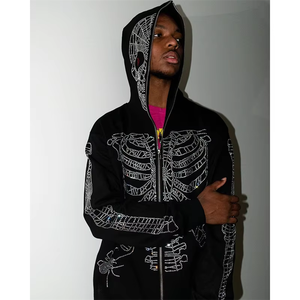 Sudadera con capucha con cremallera para hombre, con diseño de máscara de calavera de ojos rojos y pedrería, estilo streetwear 2026, negra, oversize, Y2K, con gráfico completo de esqueleto y efecto brillante - Product Image 1