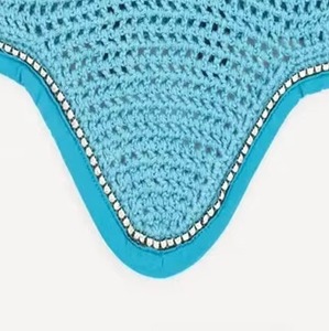 Bonnet d'oreille pour cheval, anti-mouches, design élégant, personnalisable avec logo, pour l'équitation, en vente - Product Image 2