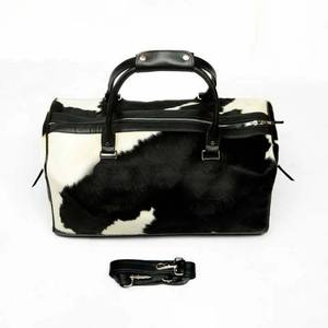 Bolsa de Viaje de Cuero Genuino de Alta Calidad con Cierre, Directo de Fábrica, Pequeña, para Gimnasio, Fin de Semana o Viajes Cortos - Product Image 1