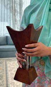 เตาเผาไม้หอมขนาดใหญ่ สีและขนาดตามสั่ง ราคาขายส่ง สำหรับบ้าน กลิ่นหอมแบบอาหรับ ทำด้วยมือจากเรซิ่นและไม้ สำหรับเดือนรอมฎอน - Product Image 2