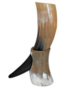 Corne à boire viking artisanale naturelle de haute qualité, personnalisée, écologique, avec technique de raccordement, idéale pour cadeau d'affaires ou de mariage - Product Image 1