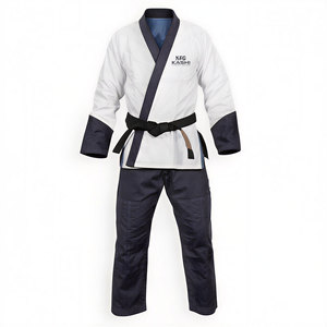 Kimono de Judo en Coton Respirant de Haute Qualité pour Adultes, Idéal pour l'Entraînement et la Pratique Régulière de Karaté et Arts Martiaux, avec Logo Frontal - Product Image 1