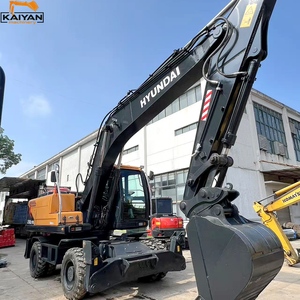 Excavatrice sur pneus Hyundai, machine de terrassement hydraulique noire, équipement de construction - Product Image 4