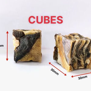 Snacks para Perros de Piel de Salmón Natural, 100% Piel de Pescado, Alta en Proteínas y Omega, Proveedor de Vietnam - Product Image 3