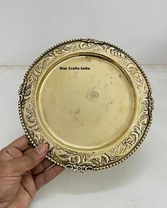 Plateau de service en laiton de qualité supérieure fait main, finition dorée polie, taille et forme personnalisables, moderne, écologique, compatible lave-vaisselle - Product Image 4