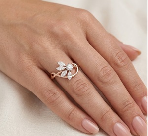 แหวนทองคำ 14K/18K รูปใบไม้ทรงมาร์คีส์ ดีไซน์ดอกไม้ แหวนหมั้น แหวนแต่งงานแบบวงแหวนพันกัน แหวนสัญญาประดับดอกไม้ - Product Image 3