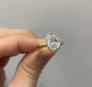 Anillo de Diamante Moissanite de 3.0ct, Ovalado, DEF VVS, Oro de 18k, Anillo Fino para Compromiso, Boda, Regalo Clásico, Anillo de Propuesta - Product Image 1