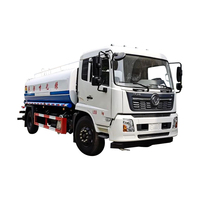 Camión de Limpieza SINO TRUCK HOWO con Tanque de Agua de 5000L (1,100 Galones) 4x2