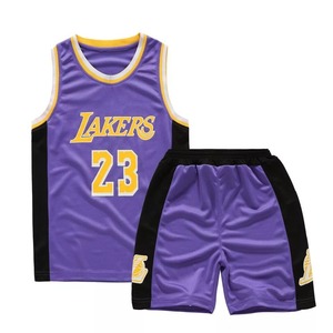 Nuevas llegadas: Pantalones cortos de baloncesto transpirables para hombre, en negro y rojo, uniforme de baloncesto 100% poliéster. - Product Image 5