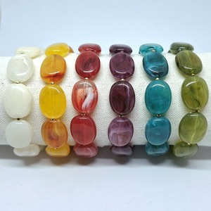 Bracelets élastiques faits main en perles de résine géométriques irrégulières exagérées et perles acryliques ovales, cadeaux pour femmes, artisanat en résine - Product Image 2
