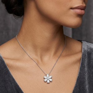 Collier pendentif fleur en or massif 14 carats avec diamant en forme de poire de 15 carats certifié IGI, cultivé en laboratoire, serti à griffes, pour femme, tendance - Product Image 3
