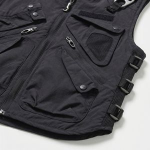 Elegante Chaleco Utilitario Negro |   Chaleco Táctico Versátil para Uso Casual y al Aire Libre - Product Image 4