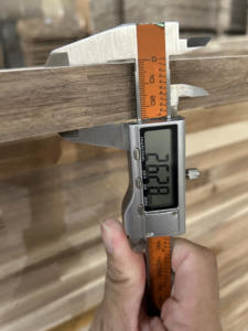 Panneau en bois d'acacia Panneau de joint laminé avec grade AB 26x650x2500 Taille Pin et caoutchouc Matériau BC de haute qualité - Product Image 2