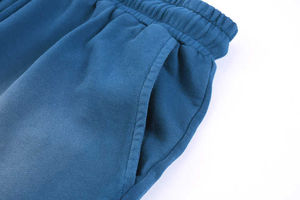 Pantalones cortos tipo bermuda de algodón azul liso para hombre con cintura con cordón y bolsillos estilo casual - Product Image 5