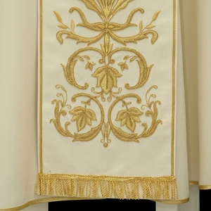 Chasuble Liturgique Crème avec Broderie Dorée, Vêtement Sacerdotal Catholique, Tenue de Culte Premium pour Cérémonies Religieuses - Product Image 5