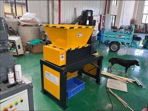 Broyeur à deux arbres EB500 Idéal pour les déchets <span class=keywords><strong>de</strong></span> palettes, les feuilles <span class=keywords><strong>de</strong></span> polycarbonate, les boîtes <span class=keywords><strong>de</strong></span> conserve et les déchets <span class=keywords><strong>de</strong></span> papier - Product Image 5