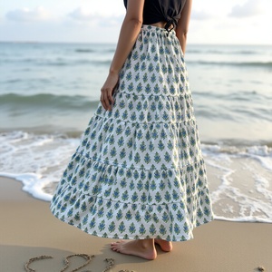 Falda gitana de diseño bohemio glamoroso para mujer, estampado de bloque blanco y azul, cintura elástica suave, cordón ajustable, longitud completa - Product Image 2