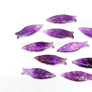 Colgante de Gema de Amatista Púrpura Natural Tallado a Mano en Forma de Pez de 25mm, Piedra Suelta, Precio al por Mayor para Fabricación de Joyería a Granel - Product Image 3