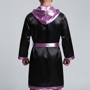 Robe de boxe pour hommes, robe de sport personnalisée, tissu satiné lisse, manches longues, coupe confortable, logo personnalisé, design gratuit, haute qualité - Product Image 4