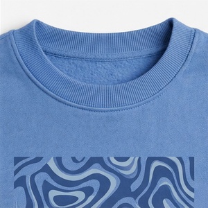 Conjunto de 2 piezas de sudadera y pantalones cortos de forro polar azul para mujer, cuello redondo, ajuste holgado, estampado geométrico, uso diario informal, largo por encima de la rodilla - Product Image 4