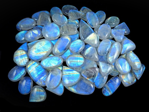 Radha Arts Pierre de Lune Naturelle Blanche de Haute Qualité Cabochon Semi-Précieuse Pierre Gemme Libre 20mm-35mm Lot en Gros du Rajasthan - Product Image 5