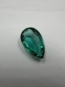 Émeraude naturelle zambienne taille poire 3,80 carats, pierre précieuse verte, taille de bague, pour la fabrication de bijoux - Product Image 6
