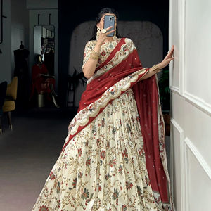 Lehenga de Seda Premium MB ETERNAL CLOTHING con Estampado de Lámina Dorada, Gotta Patti y Dupatta Elástica Antiarrugas para Bodas - Product Image 1