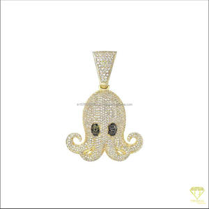 Colgante de Lujo Hecho a Mano con Moissanita y Baño de Rodio, Diseño Animal Hiphop, Joyería Personalizada - Product Image 3