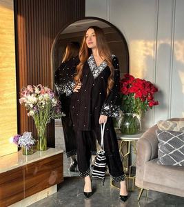 2024 nouveauté dames été Boutique robe brodée à la main qualité fête porter au prix de gros - Product Image 6