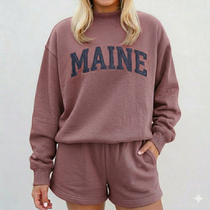 Conjunto de Invierno para Mujer: Top de Cuello Alto y Shorts por Encima de la Rodilla, Cálido, Cómodo, Ajuste Perfecto, Estilo Diario - Product Image 1