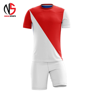 Maillots de football légers personnalisés avec logo imprimé, nouveau design, tendance, vente en gros, uniformes sur mesure 2026 - Product Image 1